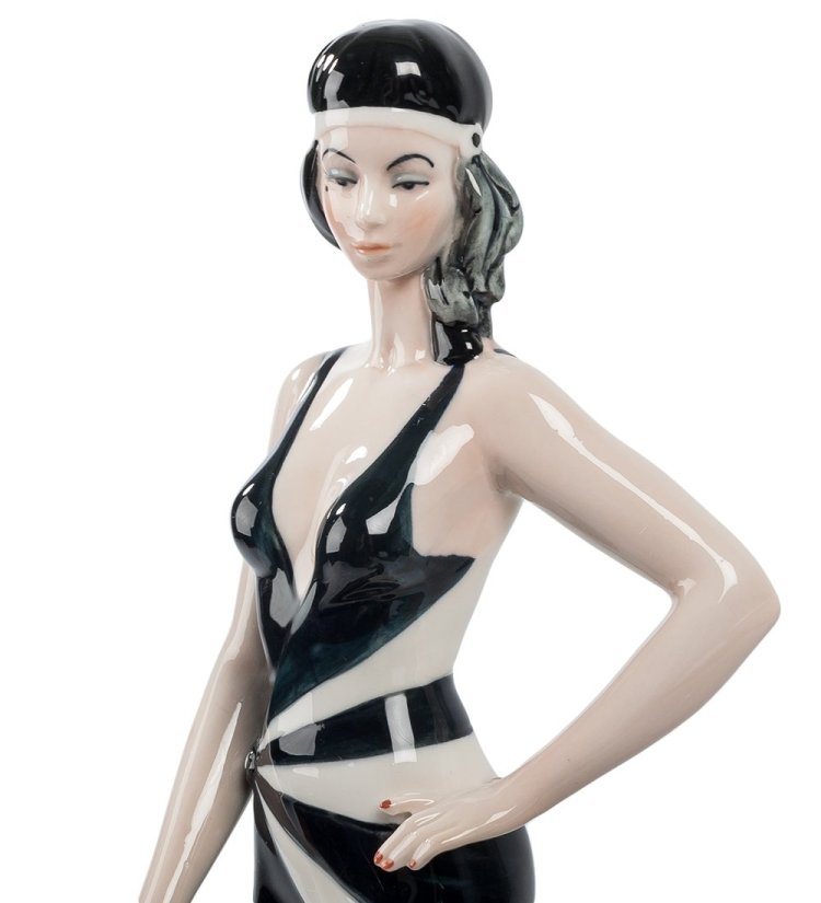 Статуэтка из фарфора Дама в черном платье с большой собакой Pavone JP-38/ 7, портретный вид