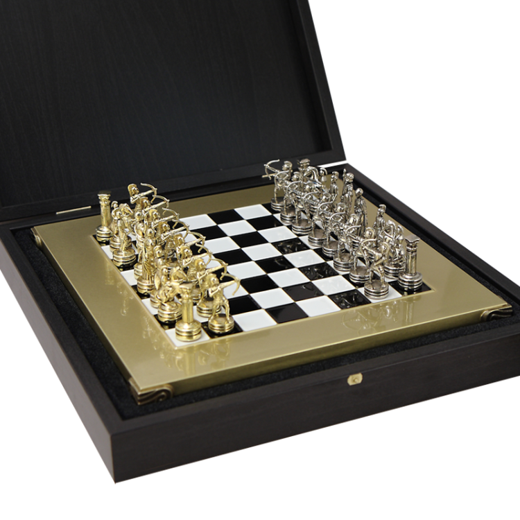 Шахматы Античные войны, Черно-белая доска Manopoulos MP-S-15-28-BLA, фотография в упаковке