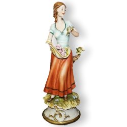 Статуэтка из фарфора Крестьянская девушка