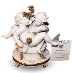 Статуэтка из фарфора Ангелочки с виноградом (белые)