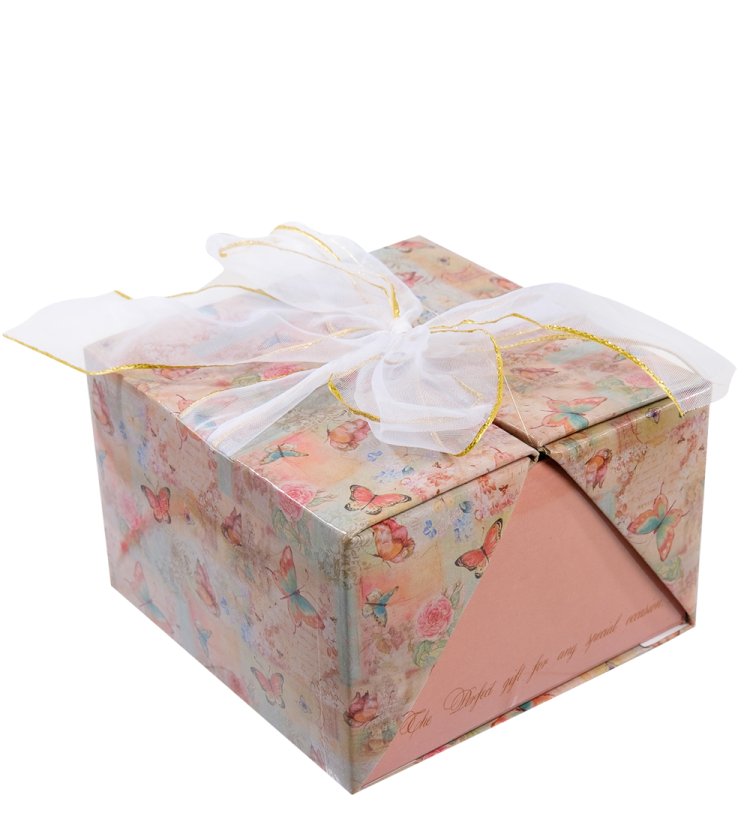 Статуэтка из фарфора Козочка с барашком с золотым декором Pavone JP-71/ 21, фотография коробочки