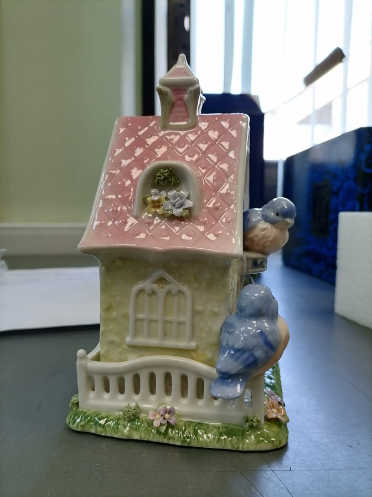 Музыкальная статуэтка Домик с птичками Pavone CMS-15/73, фото со склада вид профиль