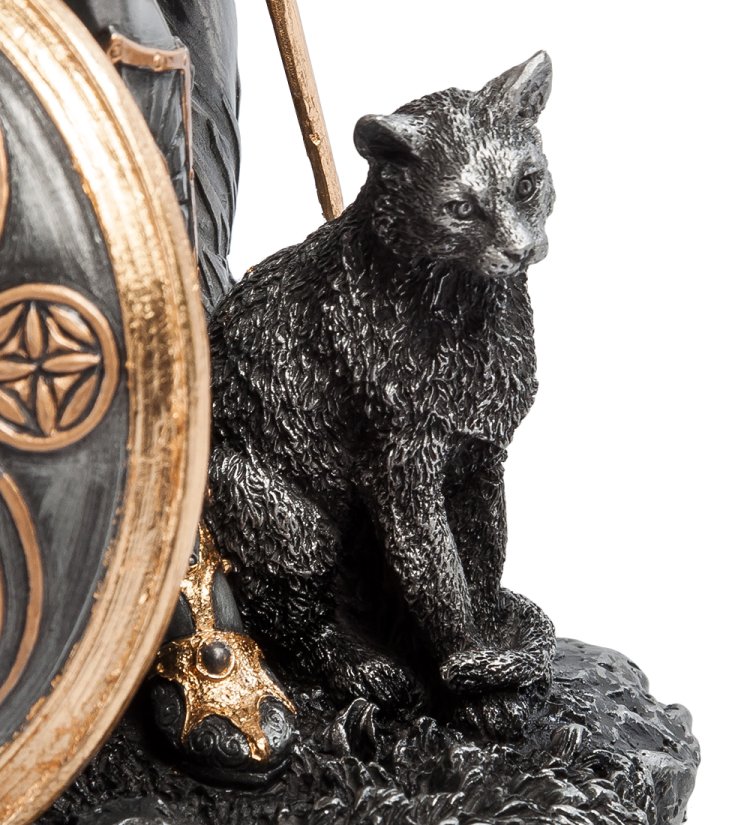 Статуэтка Фрейя - Богиня плодородия, любви и красоты Veronese WS- 16, увеличенный вид деталей