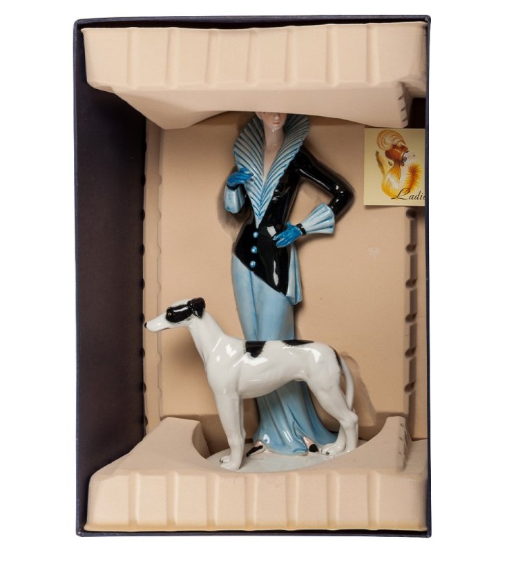 Статуэтка из фарфора Дама в вечернем платье с собакой  Pavone JP-38/13, упаковочный вид