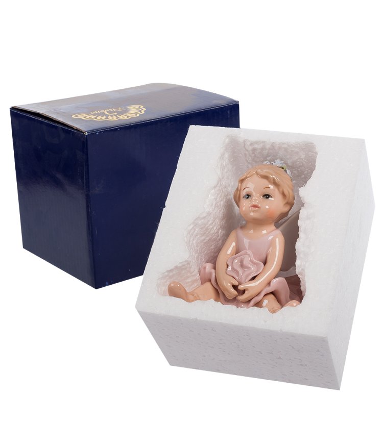 Статуэтка из фарфора Ангелочек Балерина сидит Pavone JP-19/14, фотография в упаковке