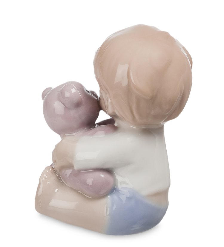 Фигурка из фарфора Мальчик с любимой игрушкой Pavone JP-36/10, фотография со спины