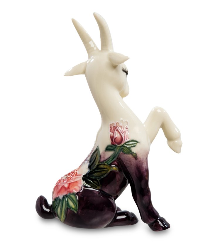 Статуэтка из фарфора Козочка с поднятым копытом Pavone JP-71/ 24, фотография со спины