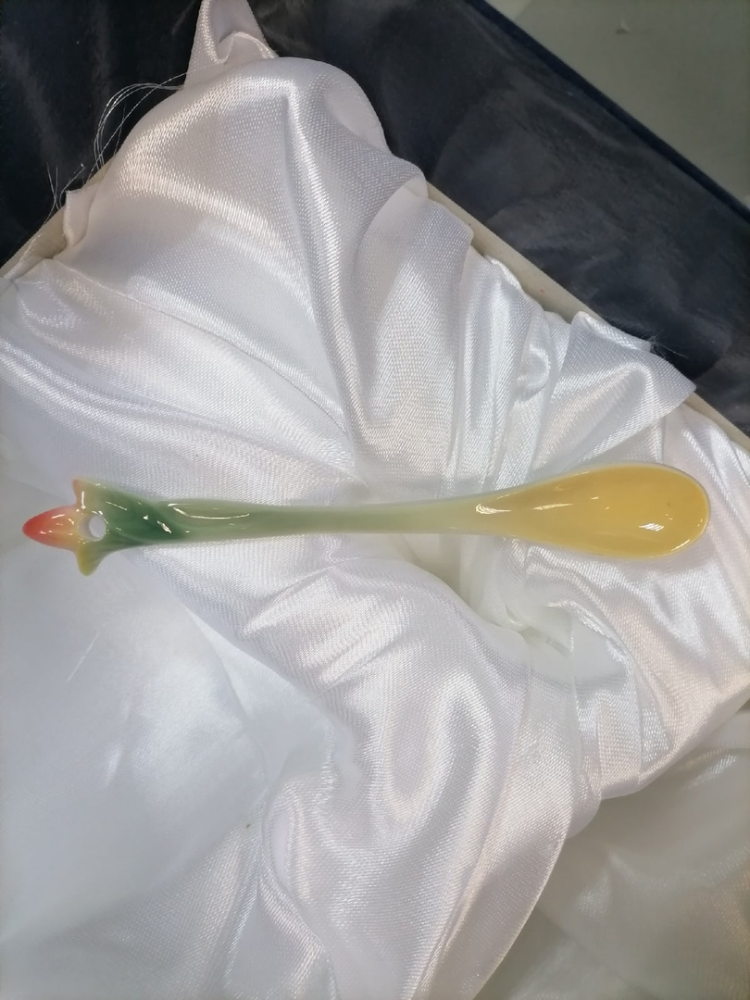 Чайная пара из фарфора с ложечкой Попугай Розелла Pavone FM-79/ 2, фото со склада ложечка