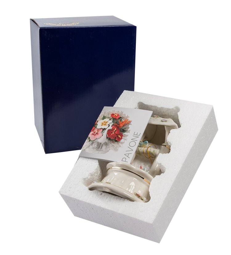 Музыкальная статуэтка Колодец желаний Pavone CMS-15/78, фотография в упаковке