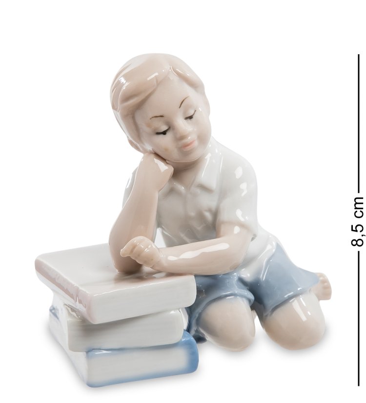 Статуэтка из фарфора Мальчик Книги - мои друзья Pavone JP-45/29