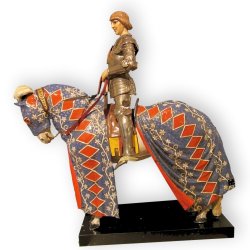 Статуэтка из фарфора Воин на коне