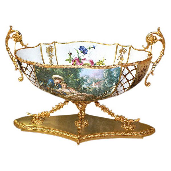 Чаша из фарфора Тысячелетие