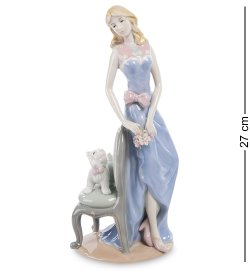 Статуэтка из керамики Дама с собачкой на стуле