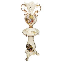 Ваза и столик Эпоха Рококо