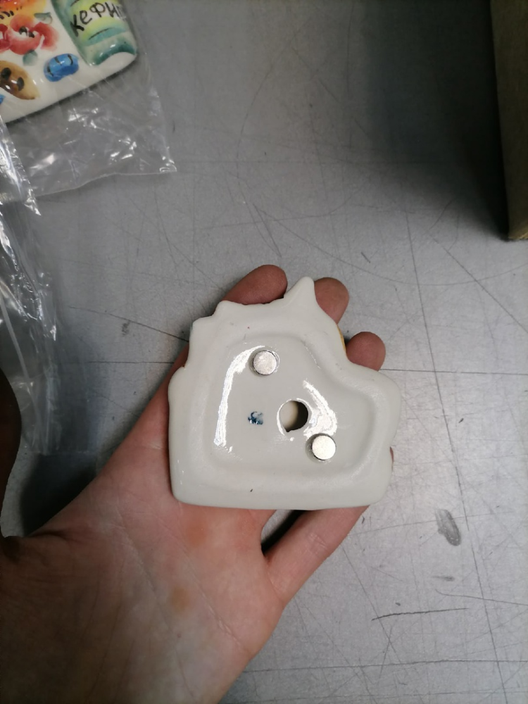 Магнит Кот Кефир Цветная гжель ГЛ-612, фото со склада оборотная сторона