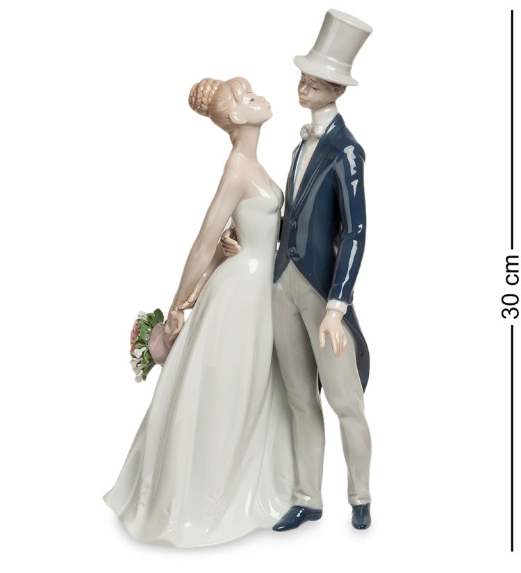 Статуэтка из фарфора Молодожены, жених во фраке Pavone JP-15/33