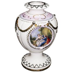 Ваза для цветов в Стиле Рококо