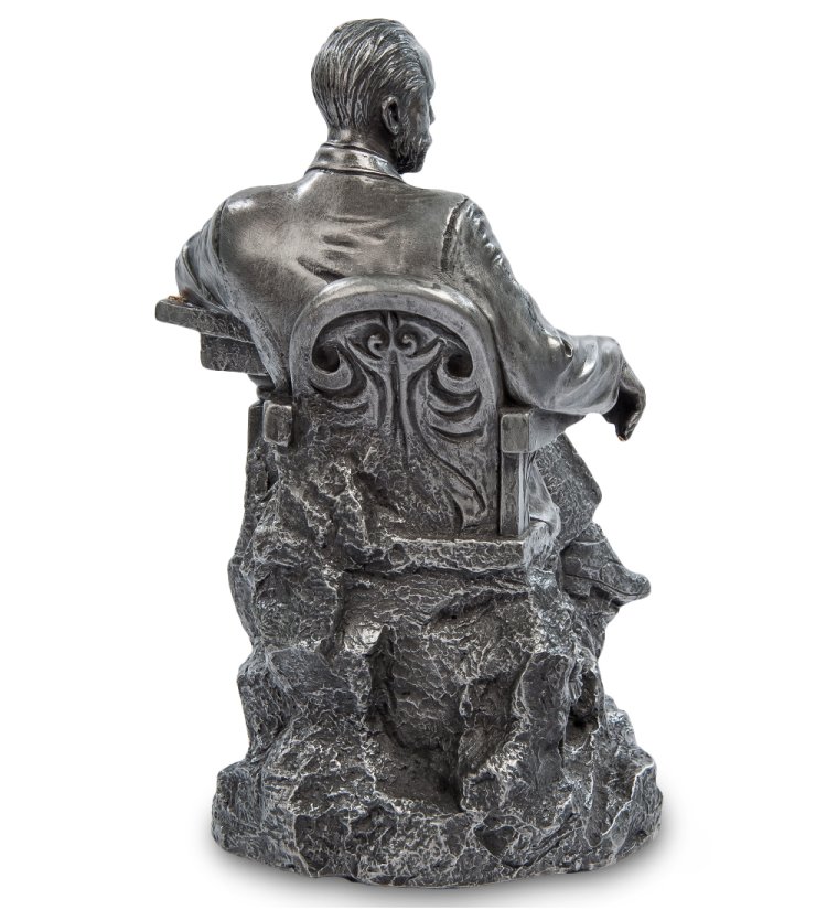 Статуэтка Петр Чайковский Veronese WS-69, оборотная сторона