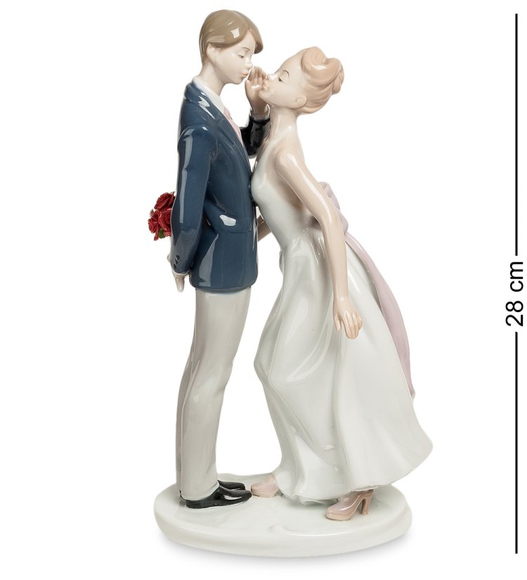 Статуэтка из фарфора Молодожены Первый поцелуй Pavone JP-15/34