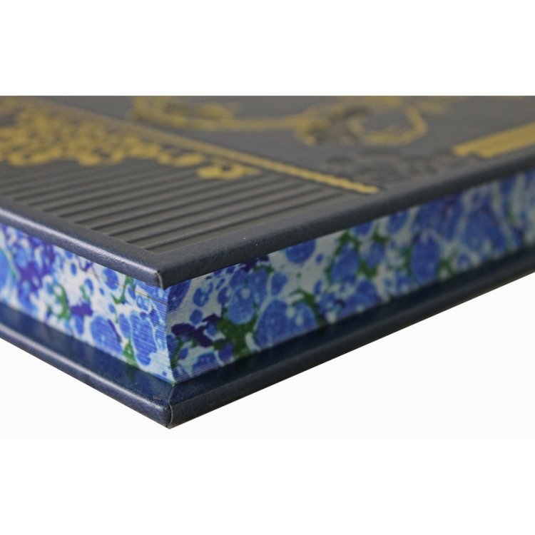 Книга Золотой теленок в кожаном переплете - Илья Ильф, Евгений Петров, Иллюстратор: Кукрыниксы BG5060M, фотография обреза