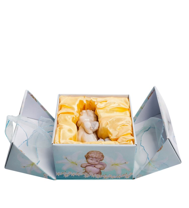 Статуэтка из фарфора Ангелочек с подарками Pavone JP-34/12, фотография упаковки