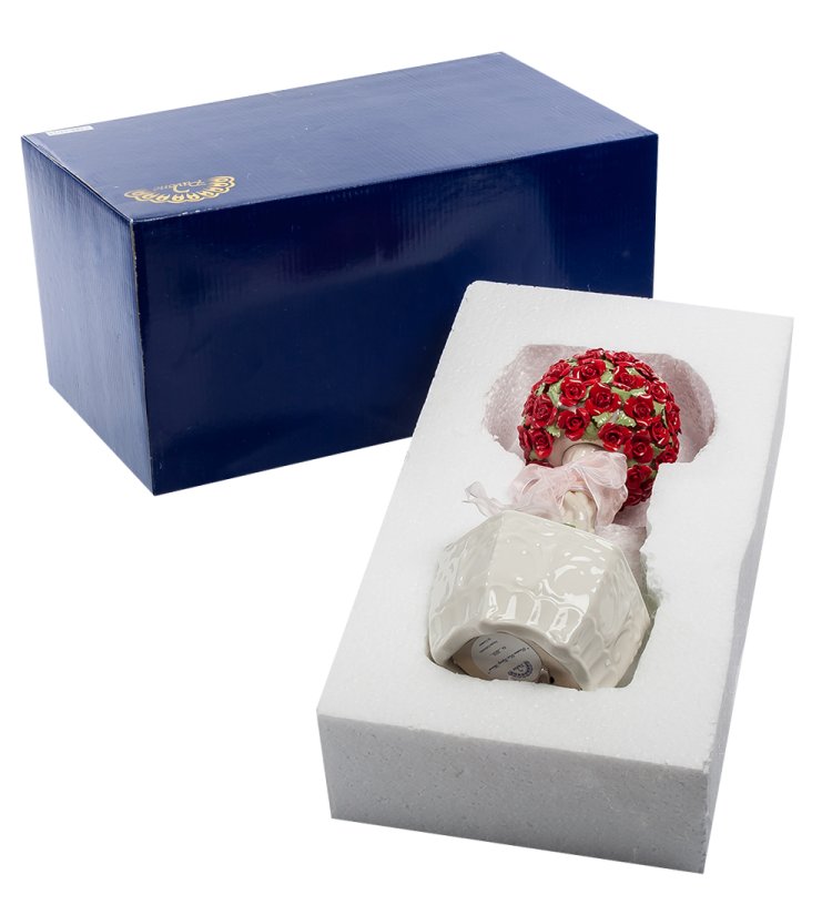 Музыкальная статуэтка Букет красных роз Pavone CMS-33/15, фотография в упаковке