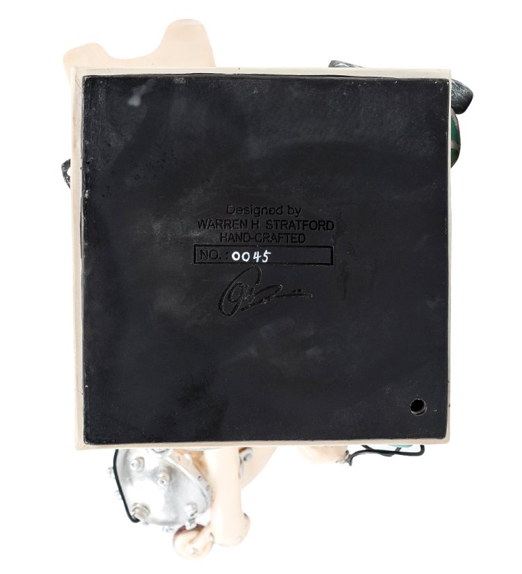 Статуэтка Стоматолог с белыми зубами The Comical World of Stratford STD-13, нижняя часть