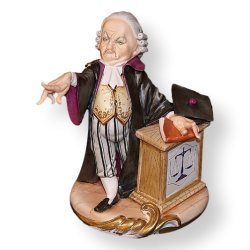 Статуэтка из фарфора Судья