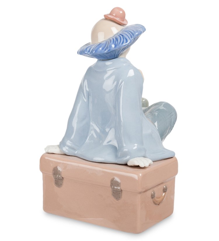 Статуэтка из фарфора Задумчивый Клоун на чемодане Pavone CMS-23/22, фотография со спины