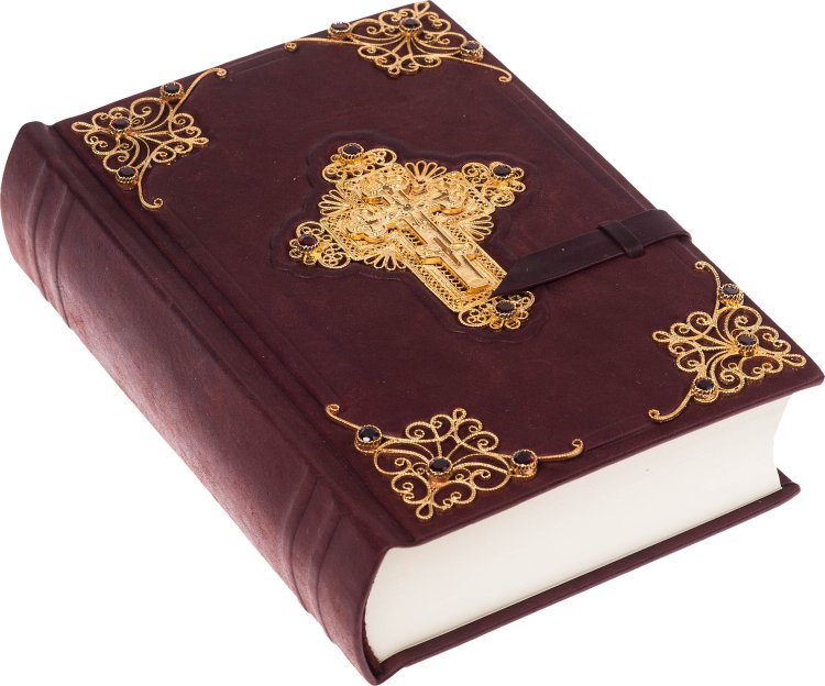 Библия с филигранью покрытая золотом