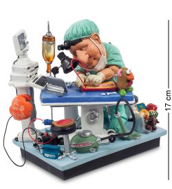 Фигурка Хирург на работе