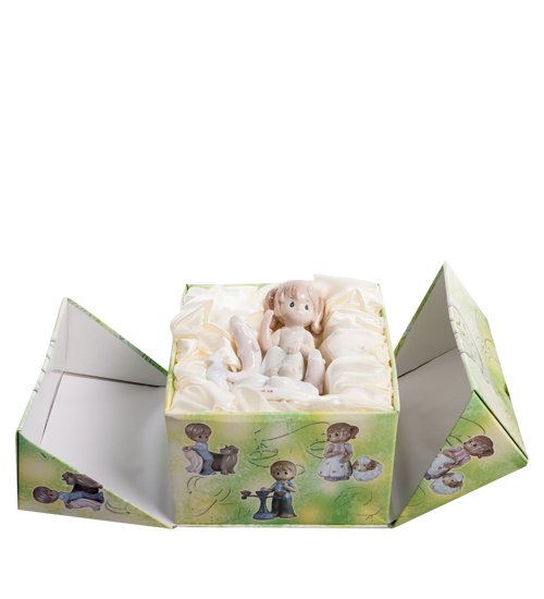 Фигурка из фарфора Девочка - Знак зодиака Рыбы Pavone JP-28/ 3, упаковочный вид