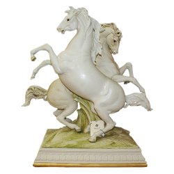 Статуэтка из фарфора Два коня