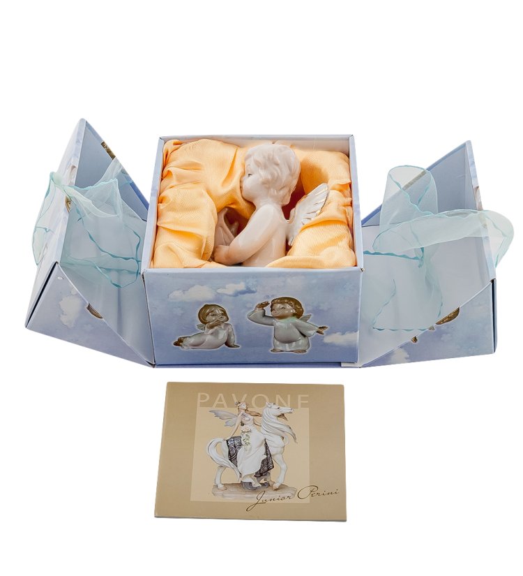 Статуэтка из фарфора Ангелочек-музыкант с лирой Pavone JP-14/ 6, фотография в упаковке