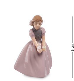 Фигурка Маленькая леди из керамики