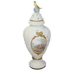 Ваза из фарфора Танец времени