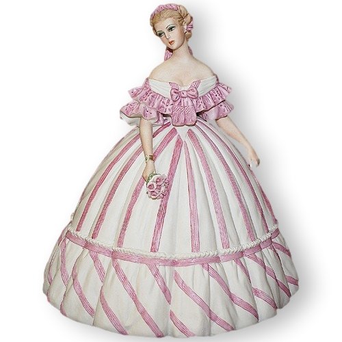 Статуэтка из фарфора Дама в кринолине с букетом роз