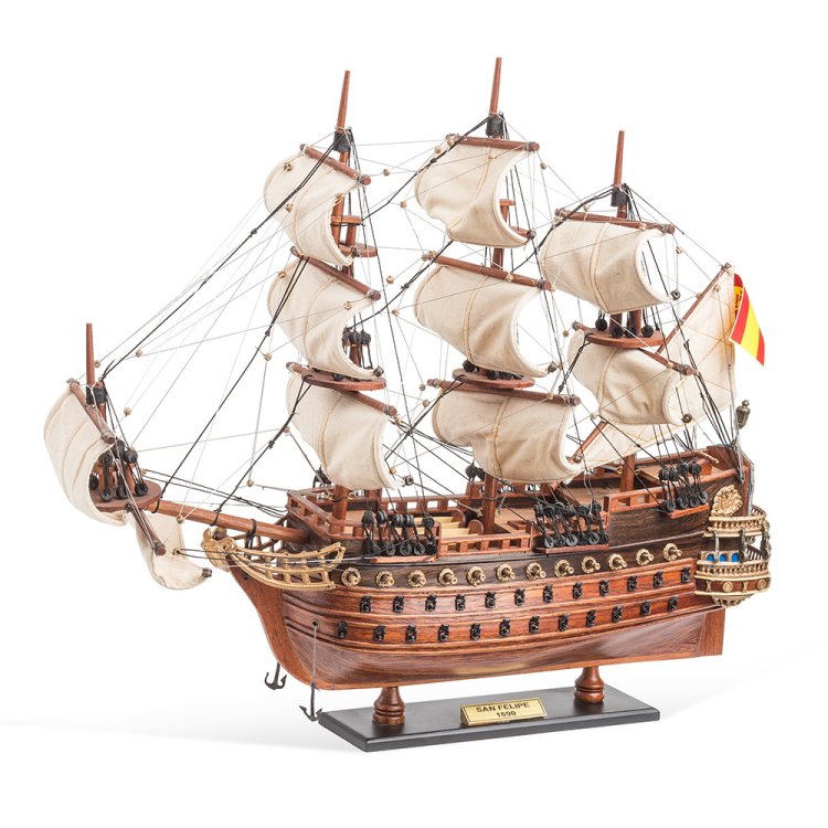 Модель корабля San Felipe маленький