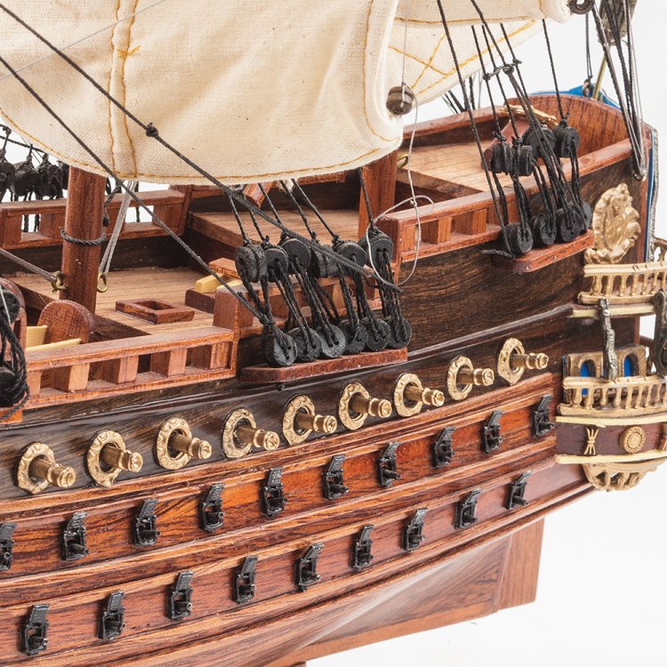 Модель корабля San Felipe маленький