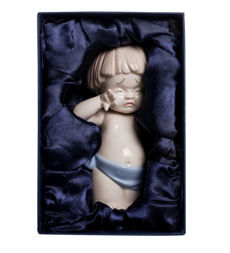 Статуэтка из фарфора Злой Мальчик Pavone JP-242/ 7, фотография в упаковке