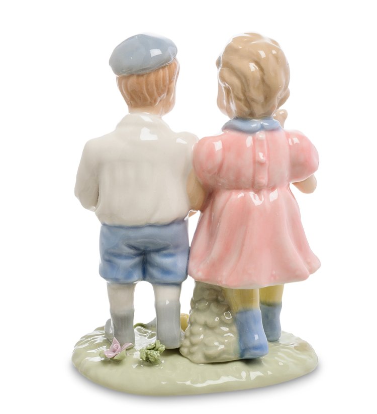 Статуэтка из керамики Мальчик и девочка Первое Свидание Pavone CMS-12/37, фотография со спины