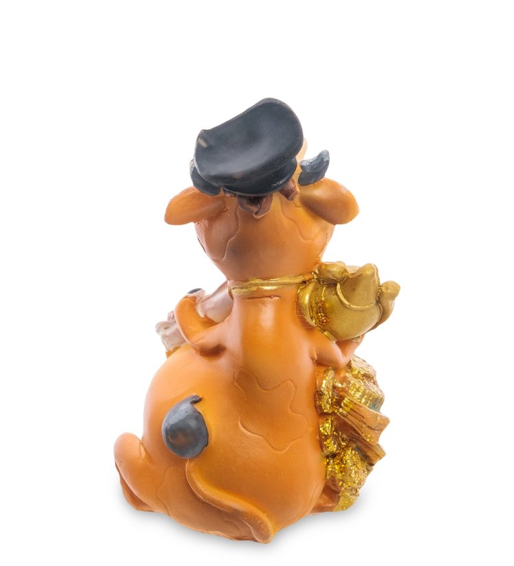 Статуэтка Бык Чемпион с кубком - символ 2021 года AF-1017/2, фотография со спины