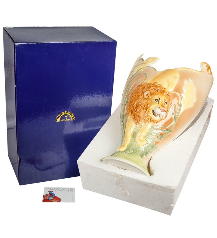 Широкая Ваза для цветов из фарфора Лев Pavone FM-32/ 7, фотография в упаковке