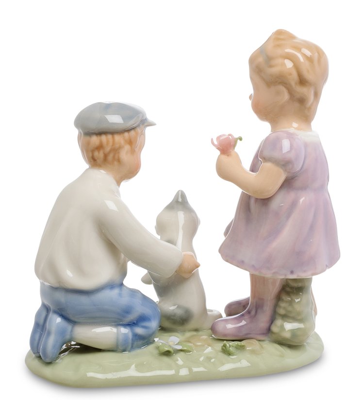 Статуэтка из керамики Мальчик и девочка Дружба Pavone CMS-12/39, фотография со спины