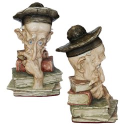 Статуэтка из фарфора Над судьбами