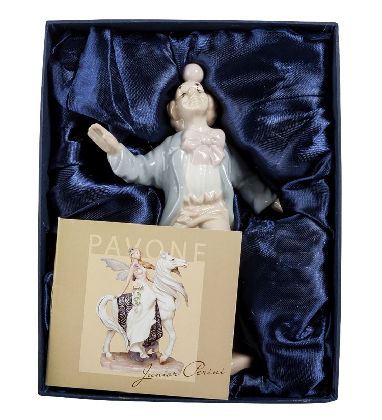 Статуэтка из фарфора Клоун на велосипеде с мячами Pavone JP-19/ 2, фотография в упаковке