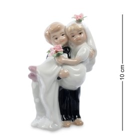 Статуэтка из фарфора Маленькие молодожены