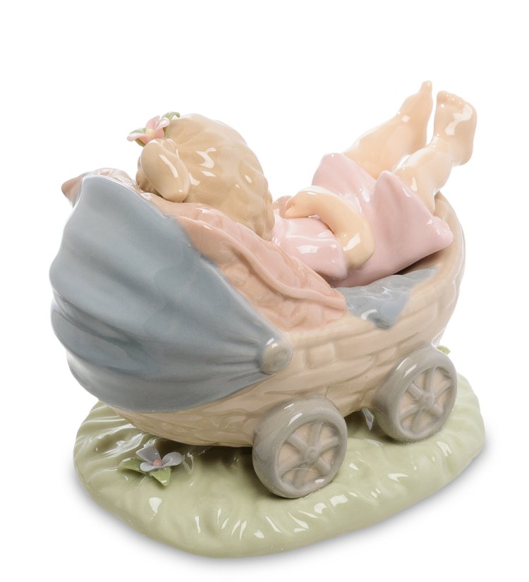 Статуэтка из керамики Девочка Не хочу быть взрослой Pavone CMS-12/40, фотография сбоку