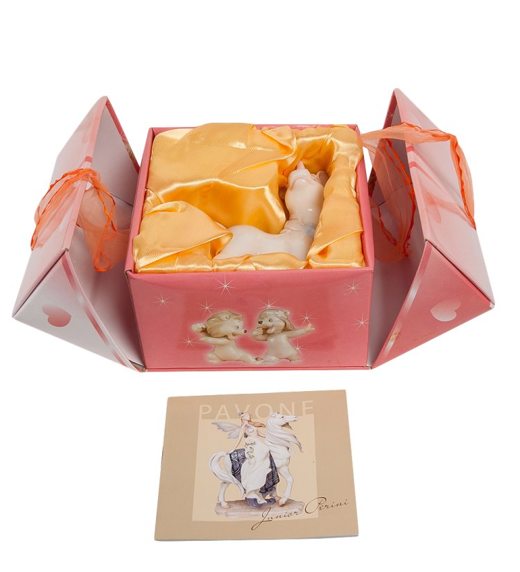 Фарфоровая фигурка Единорог Pavone JP-31/ 8, фотография в упаковке