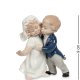 Статуэтка из фарфора Мальчик и девочка молодожены Pavone JP-15/ 7